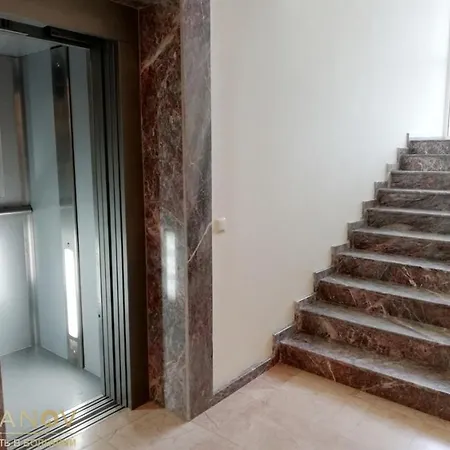 Luxury Apartment Atanasovi Lägenhet